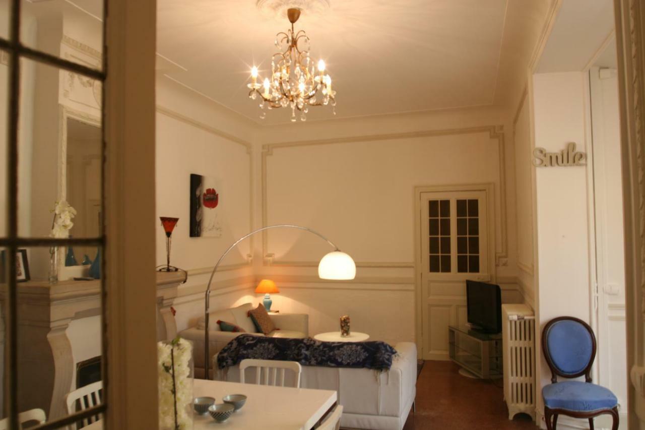 Appart Charme Arenes Nimes Bagian luar foto