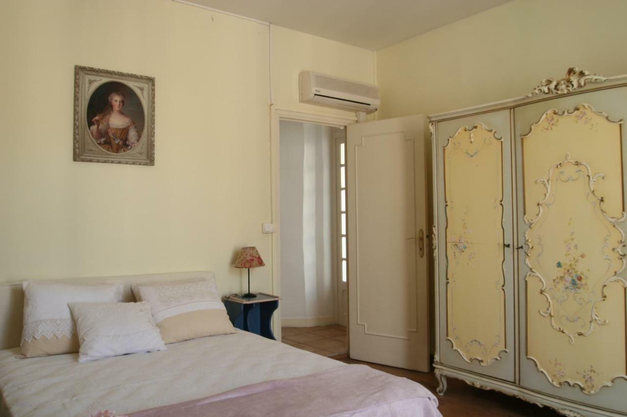 Appart Charme Arenes Nimes Bagian luar foto