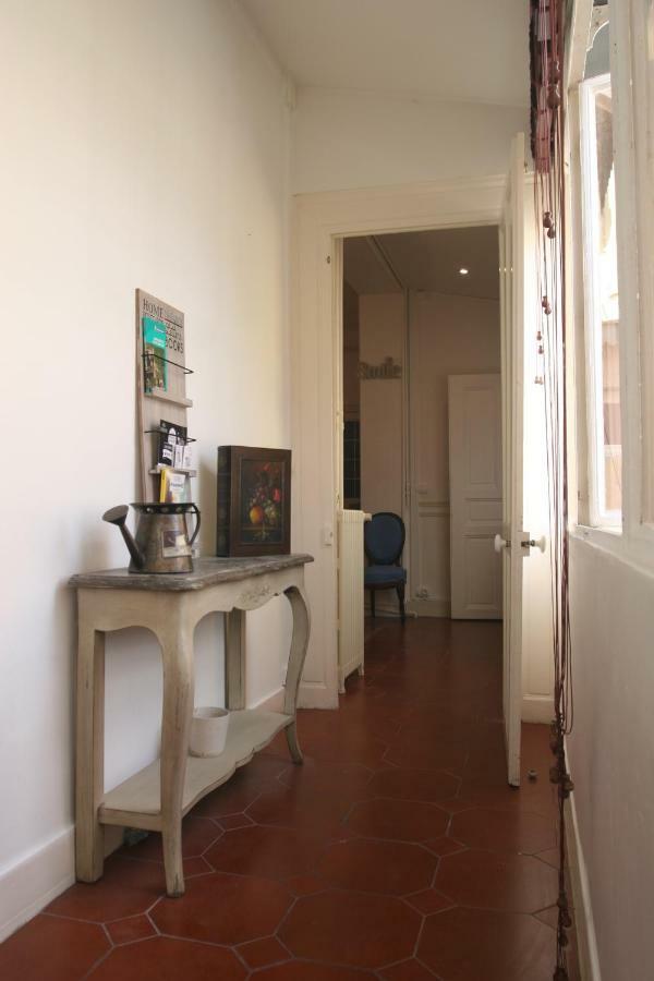 Appart Charme Arenes Nimes Bagian luar foto